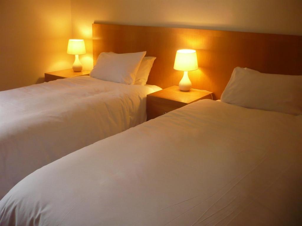 Tri-Star Hotel บิกเกนฮิลล์ ภายนอก รูปภาพ